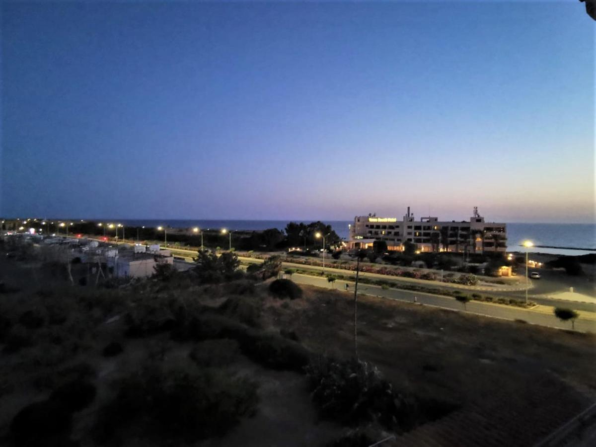 Cosea Living: Seaside 2 Bedroom Flat Kings Palace 209 Paphos Exterior photo